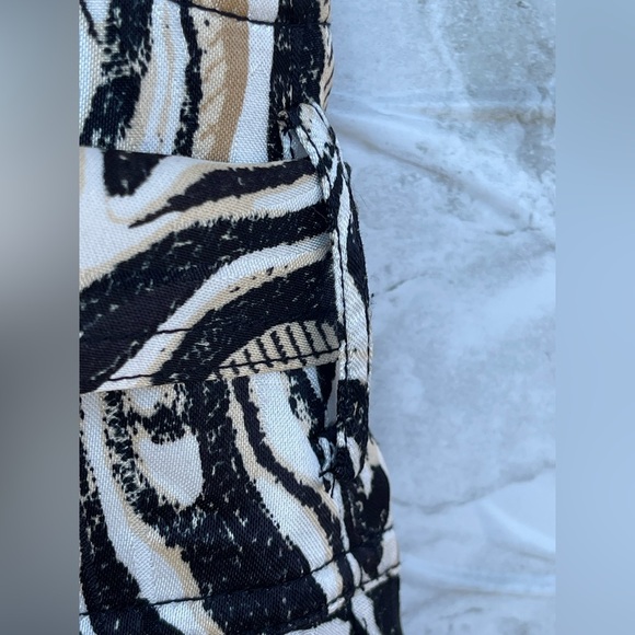 Diane Von Furstenburg Nicola Dress in Marble Black size 6 - Picture 9 of 17